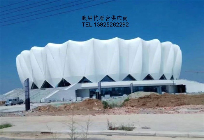 安徽霍山县体育馆膜结构工程选用国产膜材慧遥HY-1307